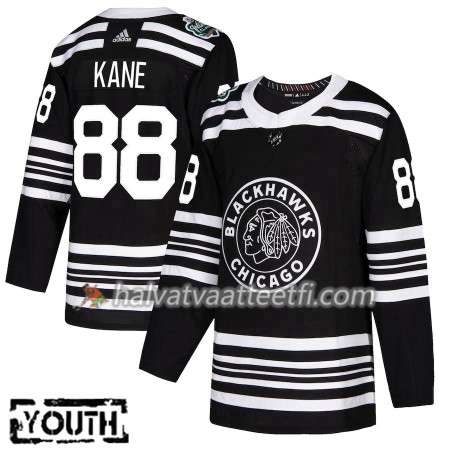 Lasten NHL Chicago Blackhawks Pelipaita Patrick Kane 88 2019 Winter Classic Adidas Musta Authentic Lasten NHL Chicago Blackhawks Pelipaita Patrick Kane 88 2019 Winter Classic Adidas Musta Authentic